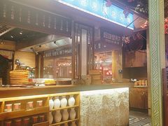 -吃饭皇帝大(长宁龙之梦店)