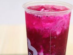 红果小姐姐-CoCo都可(中集店)