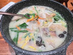 云南过桥米线-云海肴云南菜(美罗城店)