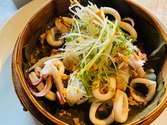 朴叶蒸鲜鱿-穹六人间 people 6(岳阳路店)