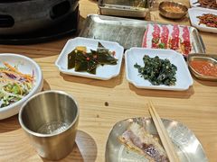 -青瓦餐厅·生鱼片·韩园烤肉(西塔店)
