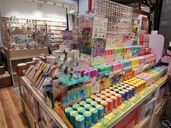 店内环境-猫的天空之城概念书店(苏州平江店)