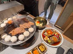 -草家酱蟹炭火烤肉店(珲春南路一店)