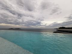 -瑰丽酒店·海吧·天际下午茶·现场DJ·天台酒吧