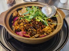 -胡须佬鸡煲四季火锅店(石厦西村直营店)