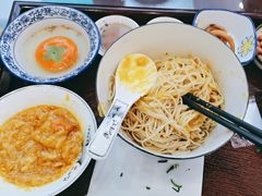 -百年老字号·观振兴蟹黄面·三虾面·苏式面(观前街富仁坊巷店)