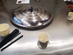 -粘豆包柴火铁锅炖
