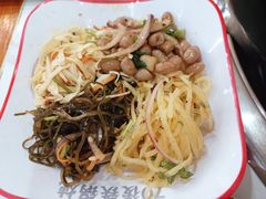 凉拌干豆腐丝-70後铁锅炖(坡博总店)