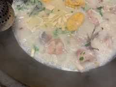 -陈大锅·岳阳鱼馆·地道岳阳菜(美食街店)