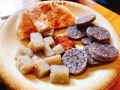-民食香·腊排骨野生菌美食(木府店)