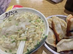 -黄阿姨锅贴大王(万航渡路店)