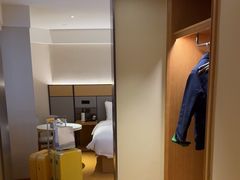 -全季酒店(重庆李子坝牛角沱地铁站店)