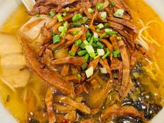 -佬钱湾仔(衣裳街店)