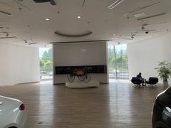 -奔驰北京极光星徽(四元桥店)