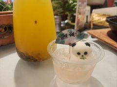 -刘姐啤酒鱼民族演艺餐厅(西街总店)