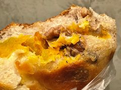 贝贝南瓜芝士香蒜鸡-PAOPAO Bakery&Café(港汇店)