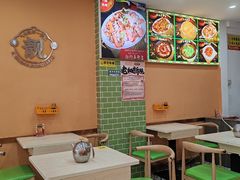 -何煲强·煲仔饭·啫啫煲顺德老字号(上下九店)