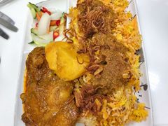 -缅华南国小食店