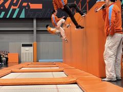 -极限PLAY运动娱乐新世界·团建派对表演休闲馆·室内高空游乐园