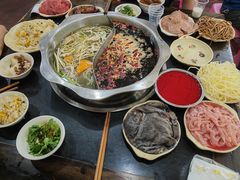 -储奇门鳝鱼火锅(总店)