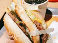-麦当劳(中山公园龙之梦店)