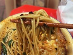 -张记奔吃小面