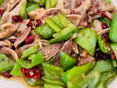 -东北菜冰城一家人