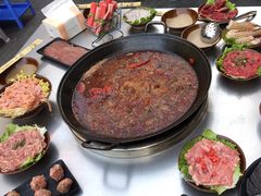 -扎起市井老火锅(乐山总店)