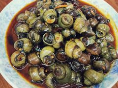 -胡子饮食店