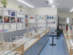 -无奔眼镜·蔡司·依视路授权店(马家堡店)