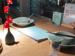 -蜜桃餐厅·伴山(湖滨商业街店)