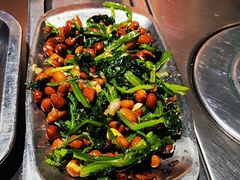 -马路牙子烧烤馄饨酒馆(望京店)