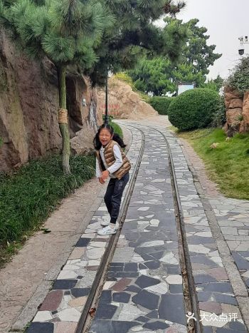 小青岛面积不大，如果不慢慢欣赏风景很快就走完了