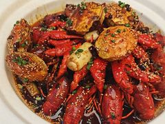 -肥肥虾庄·金牌油焖大虾(东湖欢乐谷店)