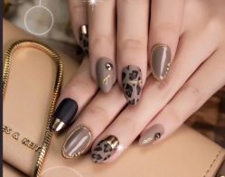 -兔猫ToMoreNails美甲美睫