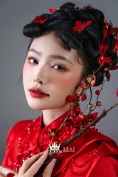 点击看大图 -艾拉·女王婚纱礼服馆