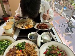 -粉观右江西鲜辣米粉(天地店)