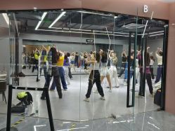 -5KM舞蹈街舞工作室