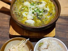 -有红鸡毛店·砂锅菜(抚琴夜市店)