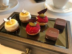 Petite&nbsp;fours-Caprice(香港四季酒店)