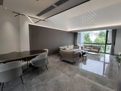 -成都崇州华浔品味装饰集团