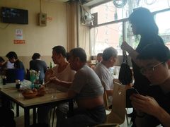 大堂-洪峰浩老北京烧饼夹肉(角门路店)