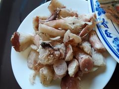 青杠菌-东巴谷野生菌火锅餐厅