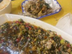 -胖大姐黄辣丁鱼庄(新津店)