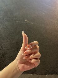-UGIRL有个美甲