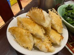 锅贴-洁雅小南方俏巴鱼馆(汴河街店)