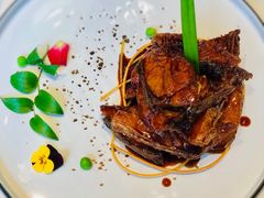 本帮熏鱼-蝶园·装修中(BFC外滩金融中心店)