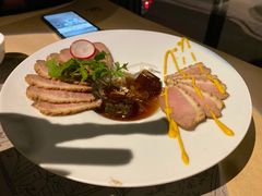 -穹六人间 people 6(岳阳路店)