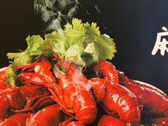 -鲁班小馆(政四街店)