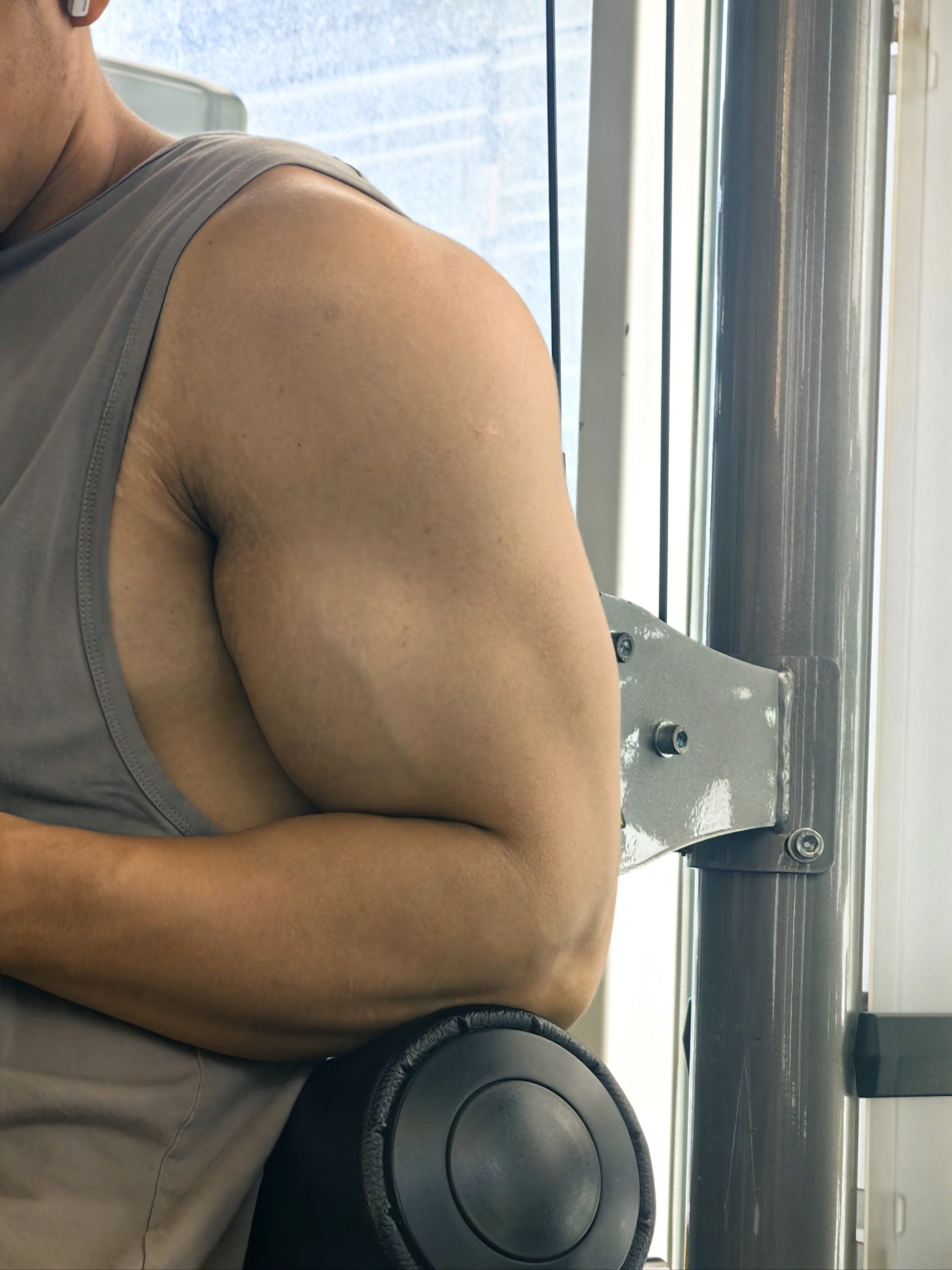 最热门健身房 大手臂💪